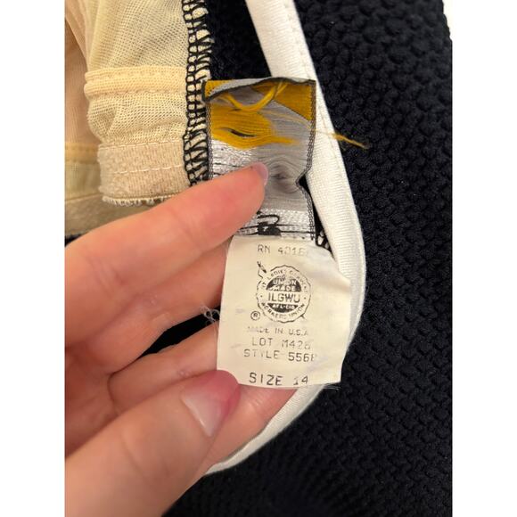 Mainstream Swimsuit Womens 14 Vintage One Piece Black Ivory Wrap V-Neck USA - Picture 4 of 5